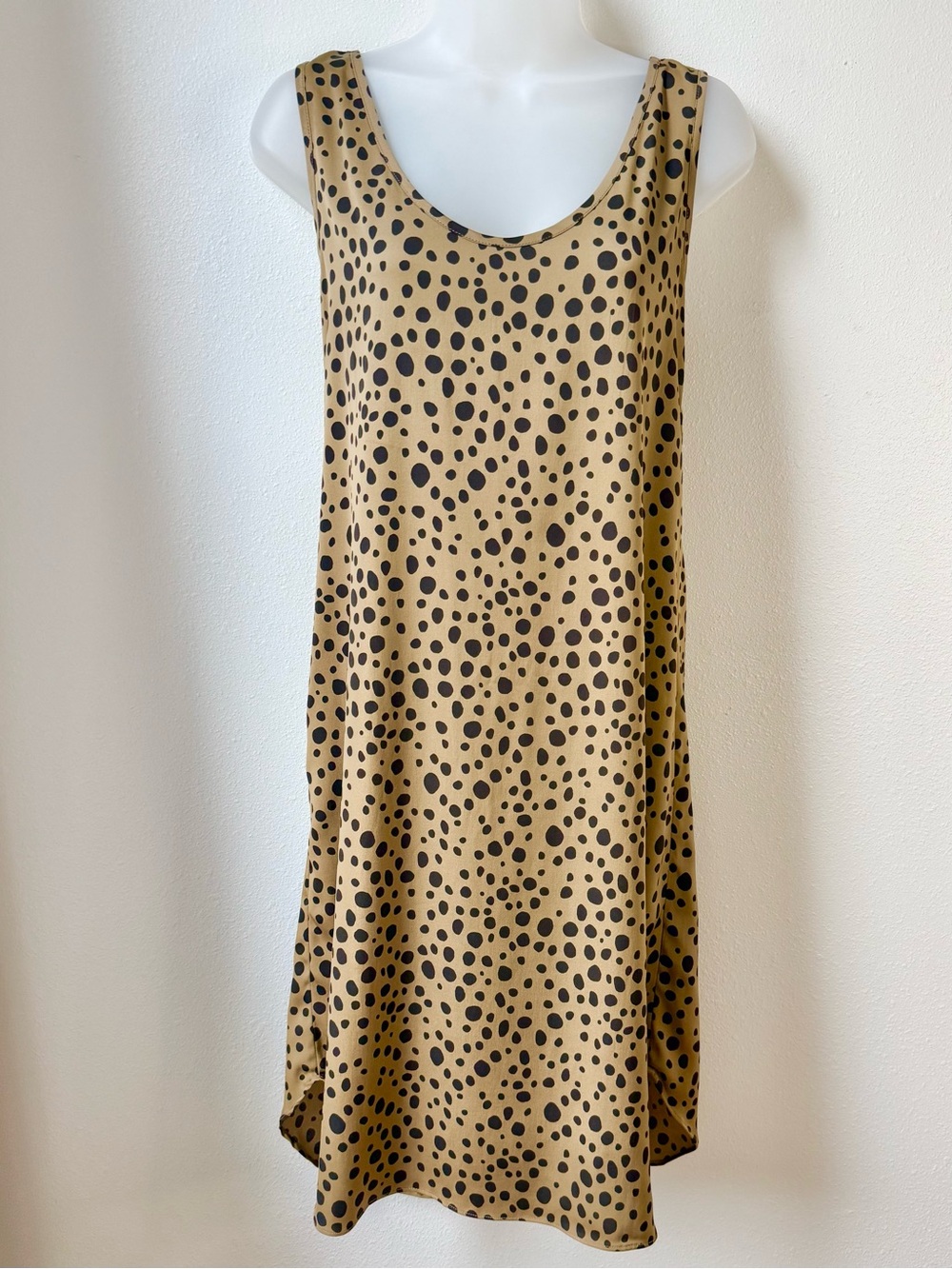Tucker Silk Animal Print Dress Ruched Back Large NWT